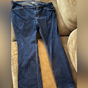 Old Navy Bootcut mid rise jeans medium- dark wash no rips or stains